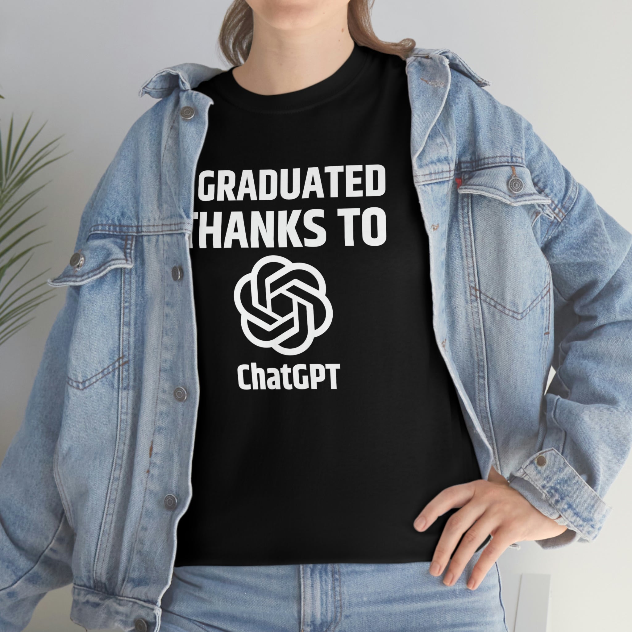 I Graduated Thanks to ChatGPT- Unisex Heavy Cotton Tee